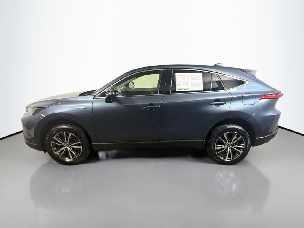 Certified 2021 Toyota Venza LE w/ Carpet Mat Package (TMS) AWD/4WD image 4
