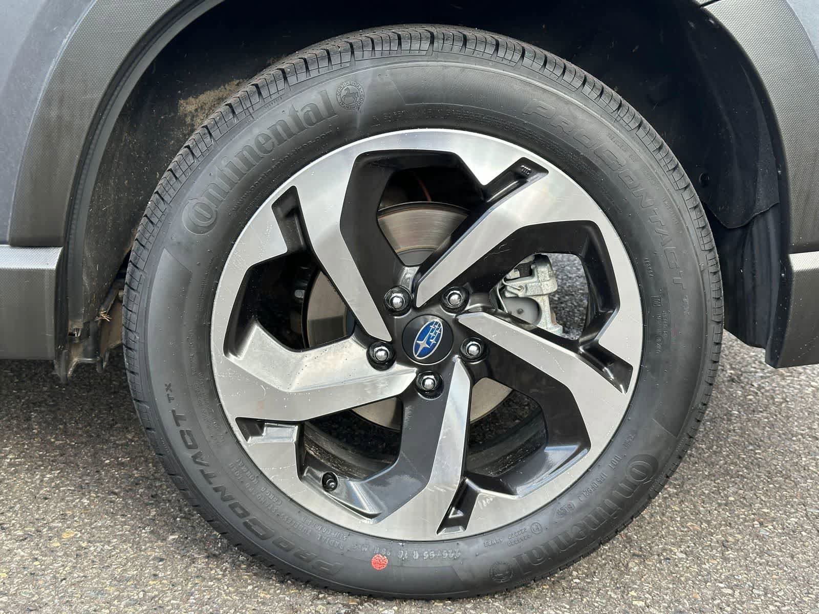 Certified 2023 Subaru Forester Touring AWD/4WD image 8