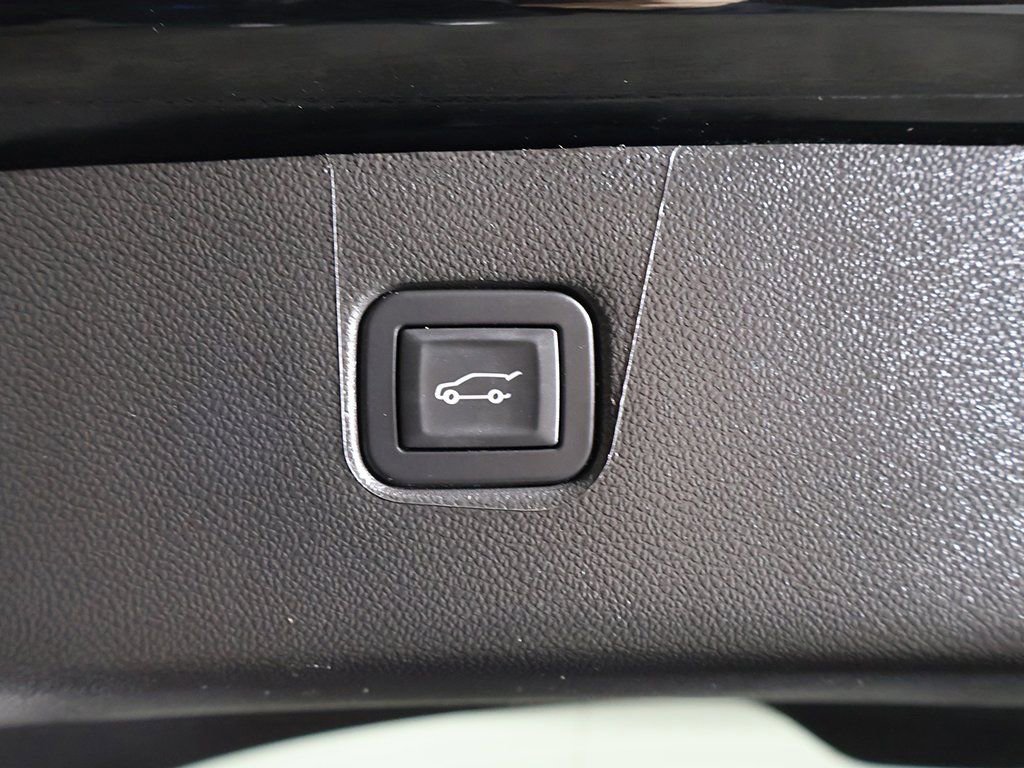 Used 2025 Chevrolet Blazer RS image 57