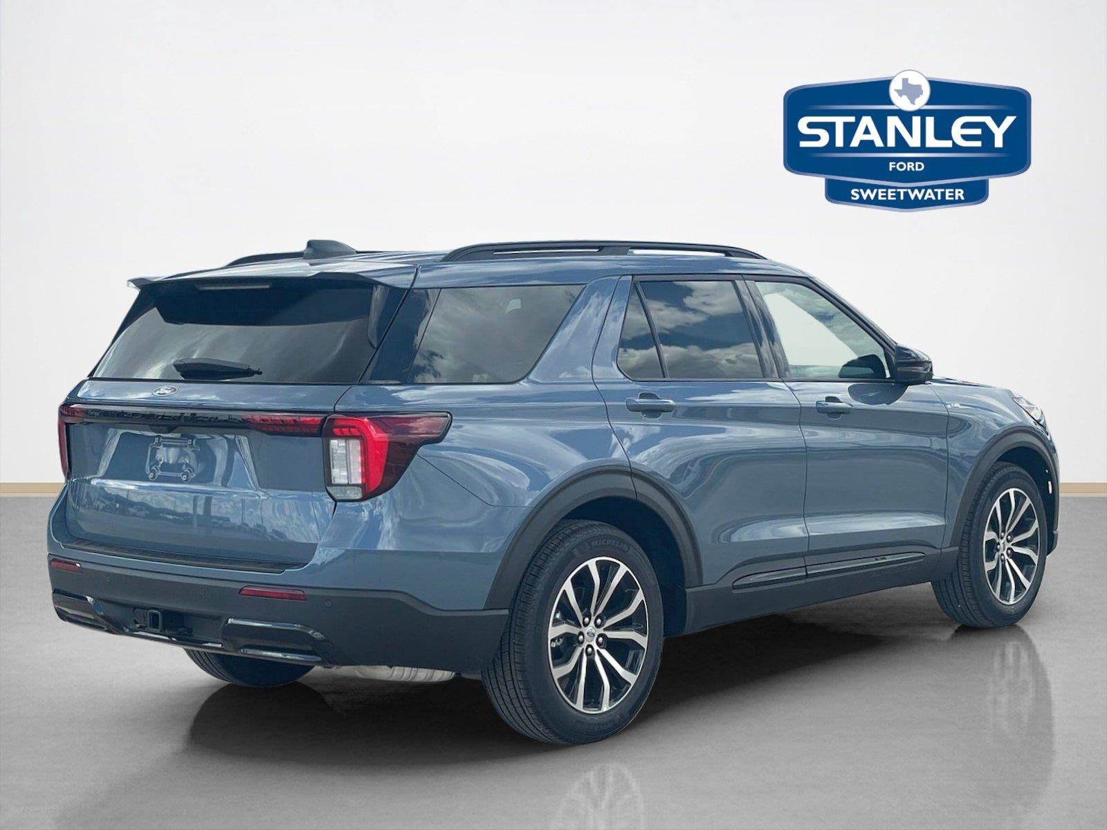 New 2027 Ford Explorer ST-Line RWD image 8