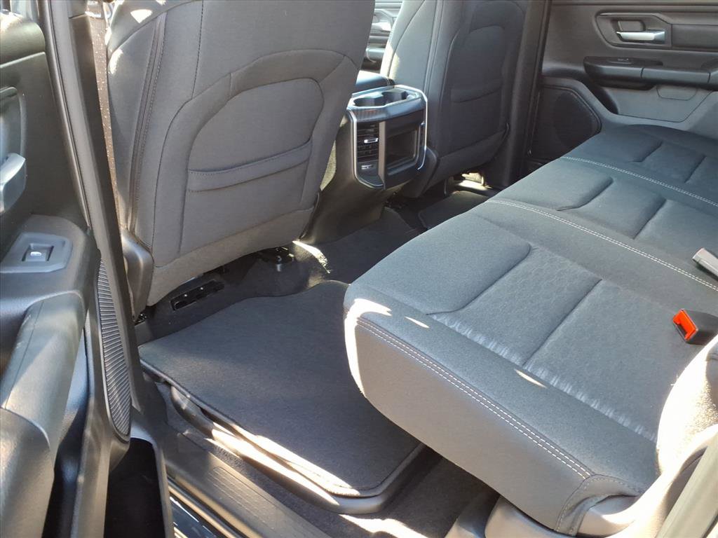 New 2026 RAM 1500 Express image 34