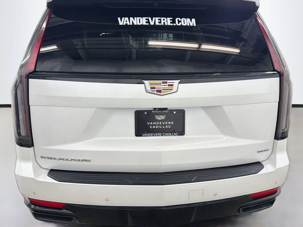 Used 2023 Cadillac Escalade Sport Platinum AWD/4WD image 9