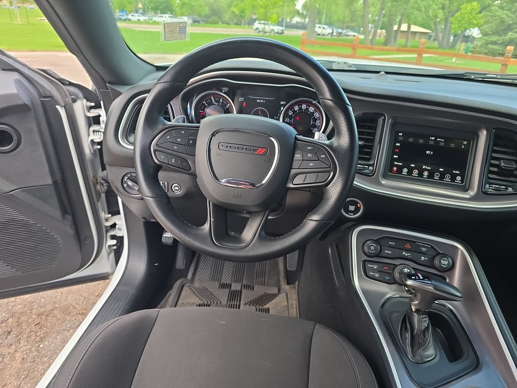 Used 2022 Dodge Challenger R/T RWD image 14