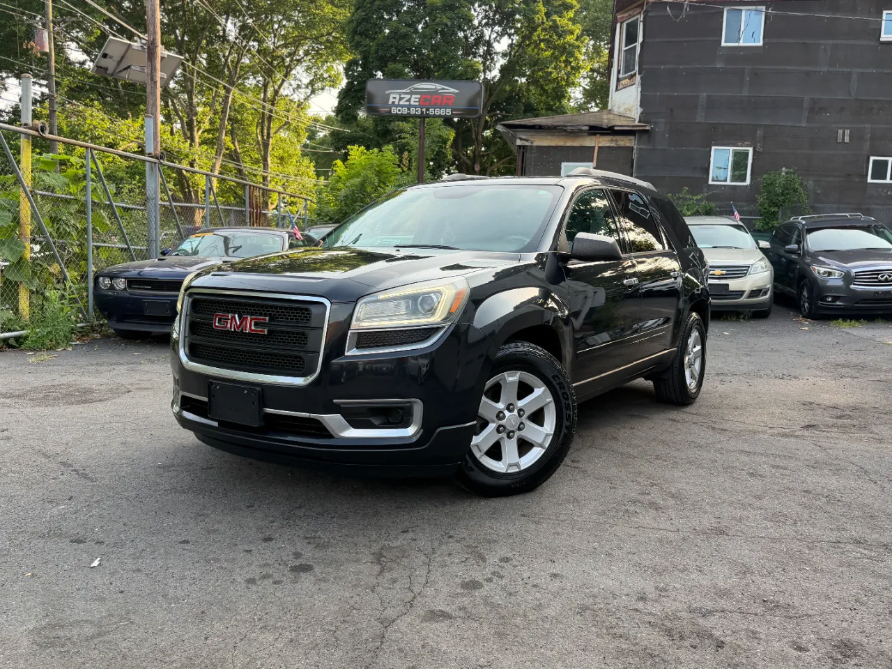 Used 2013 GMC Acadia SLE FWD image 4