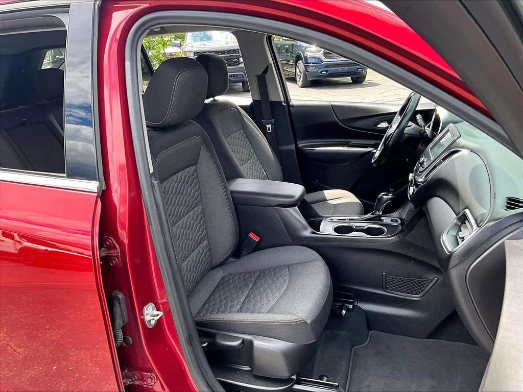 Used 2018 Chevrolet Equinox LT AWD/4WD image 11