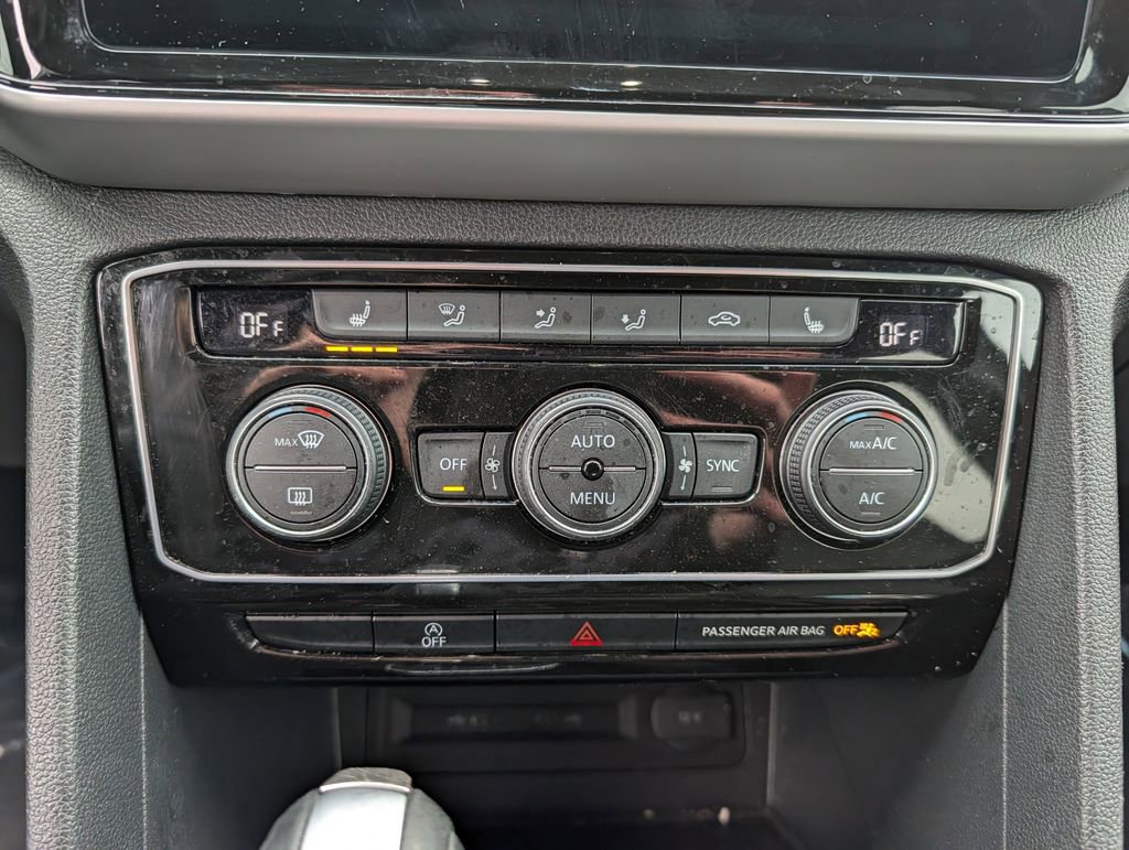 Used 2023 Volkswagen Atlas Cross Sport SE image 23