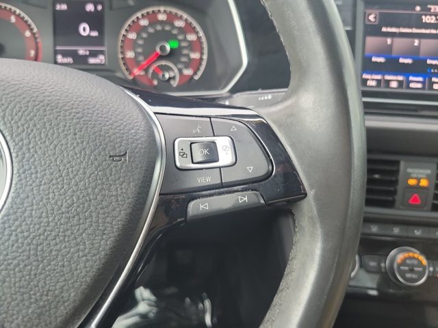 Used 2020 Volkswagen Jetta SE w/ SE Cold Weather Package FWD image 25