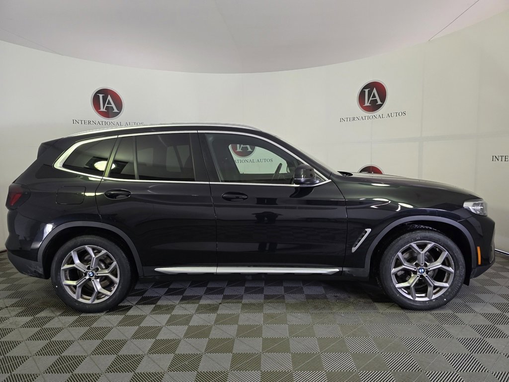 Certified 2023 BMW X3 xDrive30i w/ Premium Package image 3