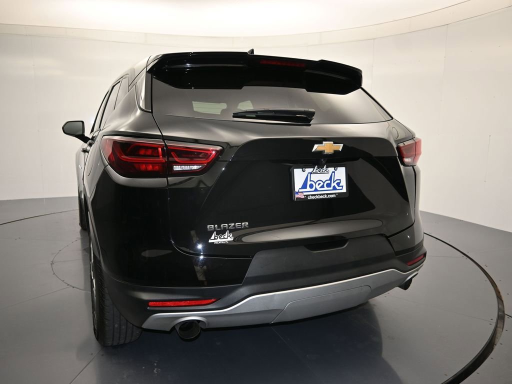 Used 2025 Chevrolet Blazer LT image 23