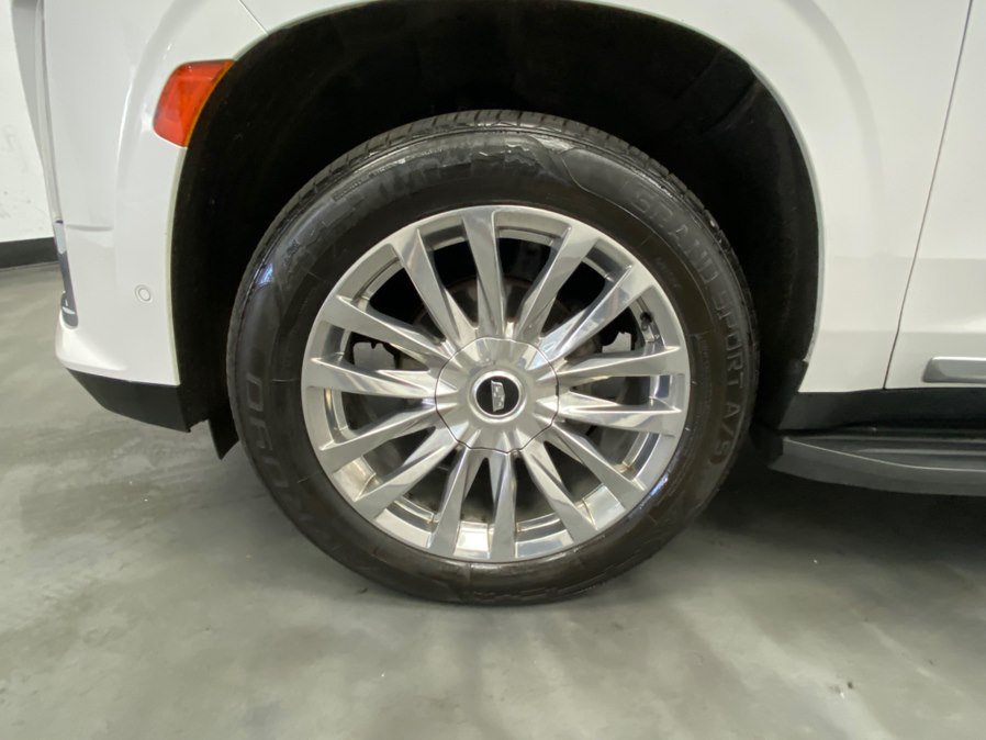 Used 2021 Cadillac Escalade ESV Premium Luxury AWD/4WD image 19