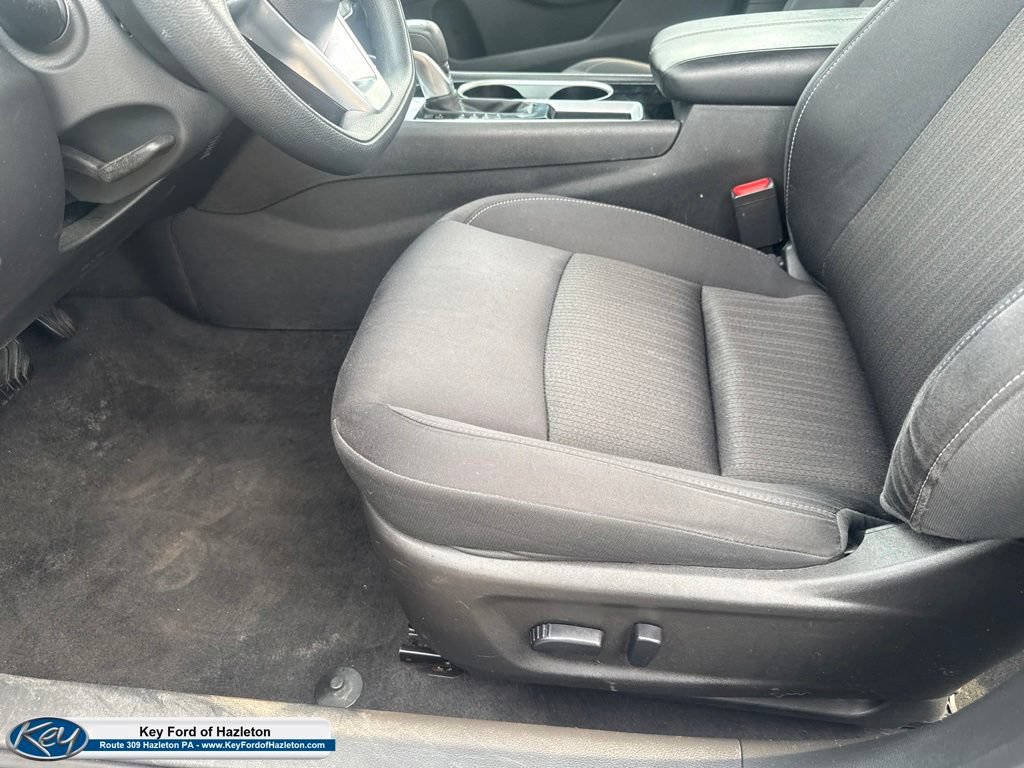 Used 2024 Nissan Altima 2.5 SV FWD image 17