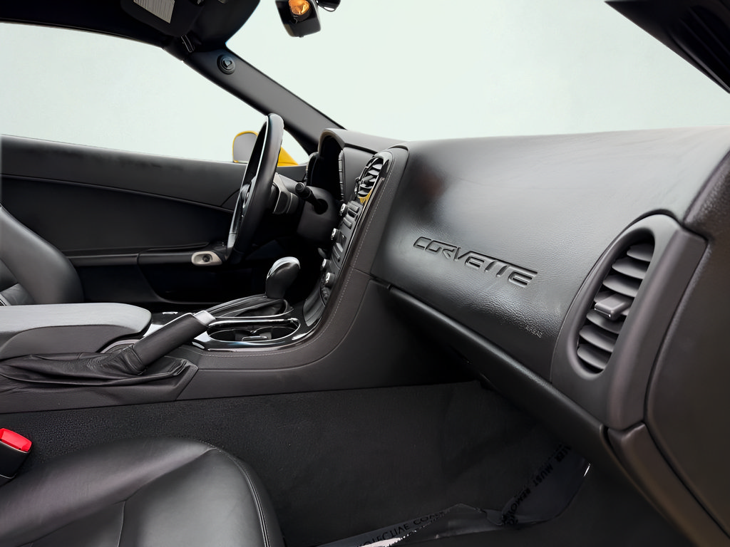 Used 2010 Chevrolet Corvette Grand Sport RWD image 21