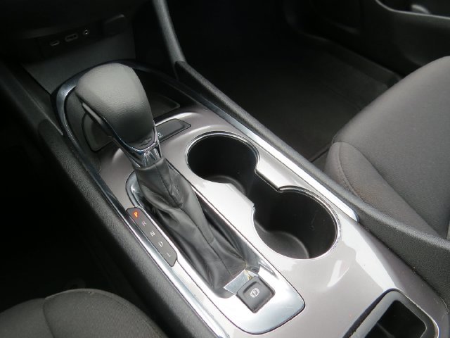 Used 2022 Chevrolet Malibu LT FWD image 18