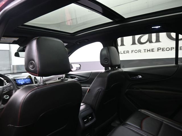 Used 2023 Chevrolet Equinox RS w/ RS Leather Package image 24