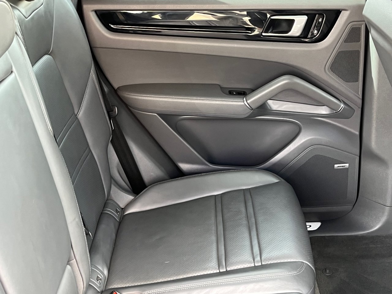 Used 2019 Porsche Cayenne AWD/4WD image 11