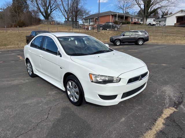 Used 2015 Mitsubishi Lancer ES image 2