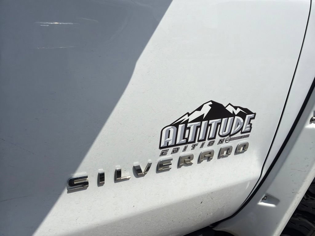 Used 2014 Chevrolet Silverado 1500 LT w/ All Star Edition AWD/4WD image 4