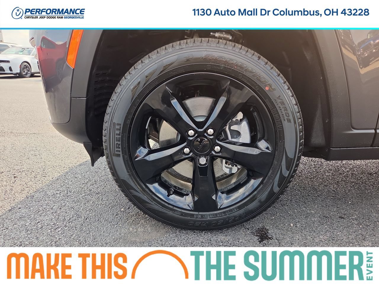 New 2026 Jeep Grand Cherokee L Limited w/ Limited Altitude Package AWD/4WD image 9