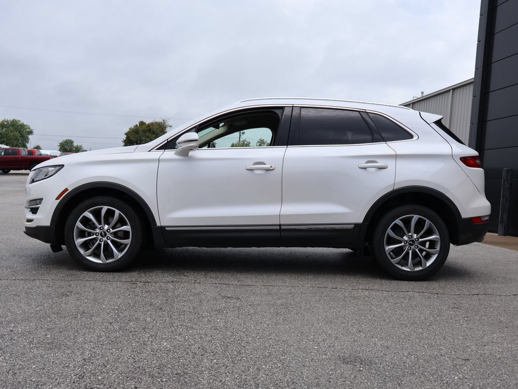 Used 2019 Lincoln MKC Select w/ Select Plus Package FWD image 2