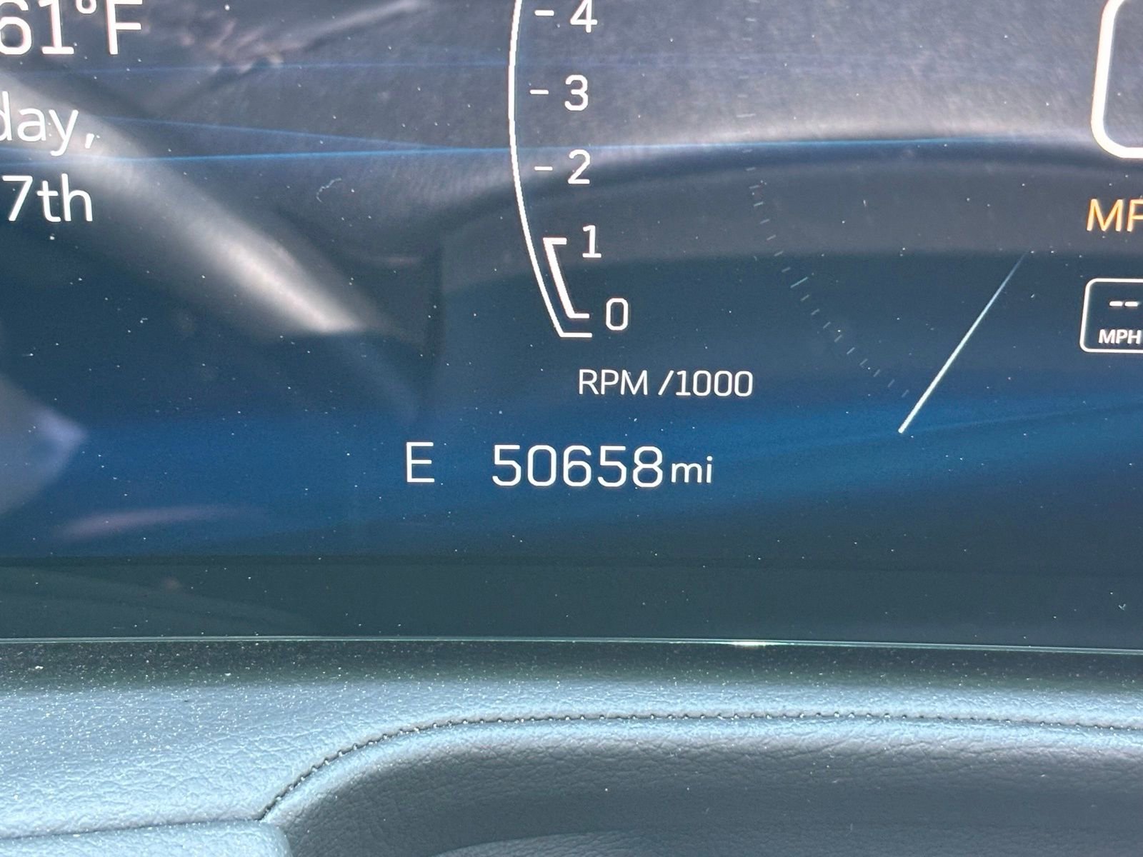 Used 2024 Cadillac XT4 Premium Luxury image 10