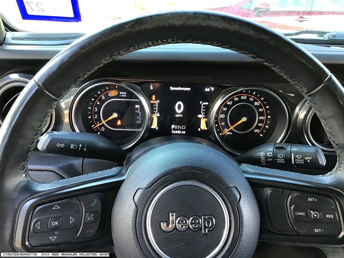 Used 2019 Jeep Wrangler Unlimited Sport AWD/4WD image 13