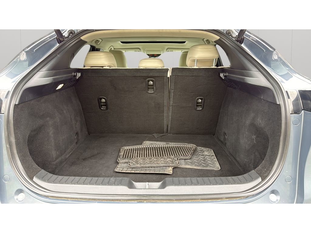 Used 2021 MAZDA CX-30 FWD 2.5 S w/ Premium Package image 18