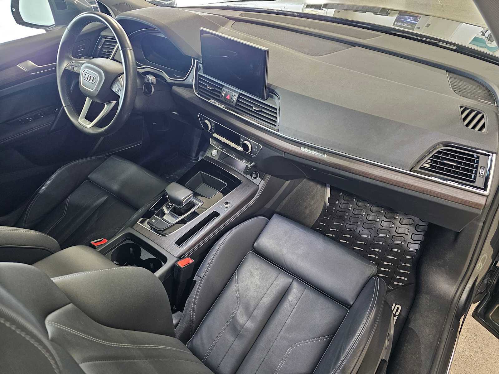 Used 2024 Audi Q5 2.0T Premium Plus AWD/4WD image 11