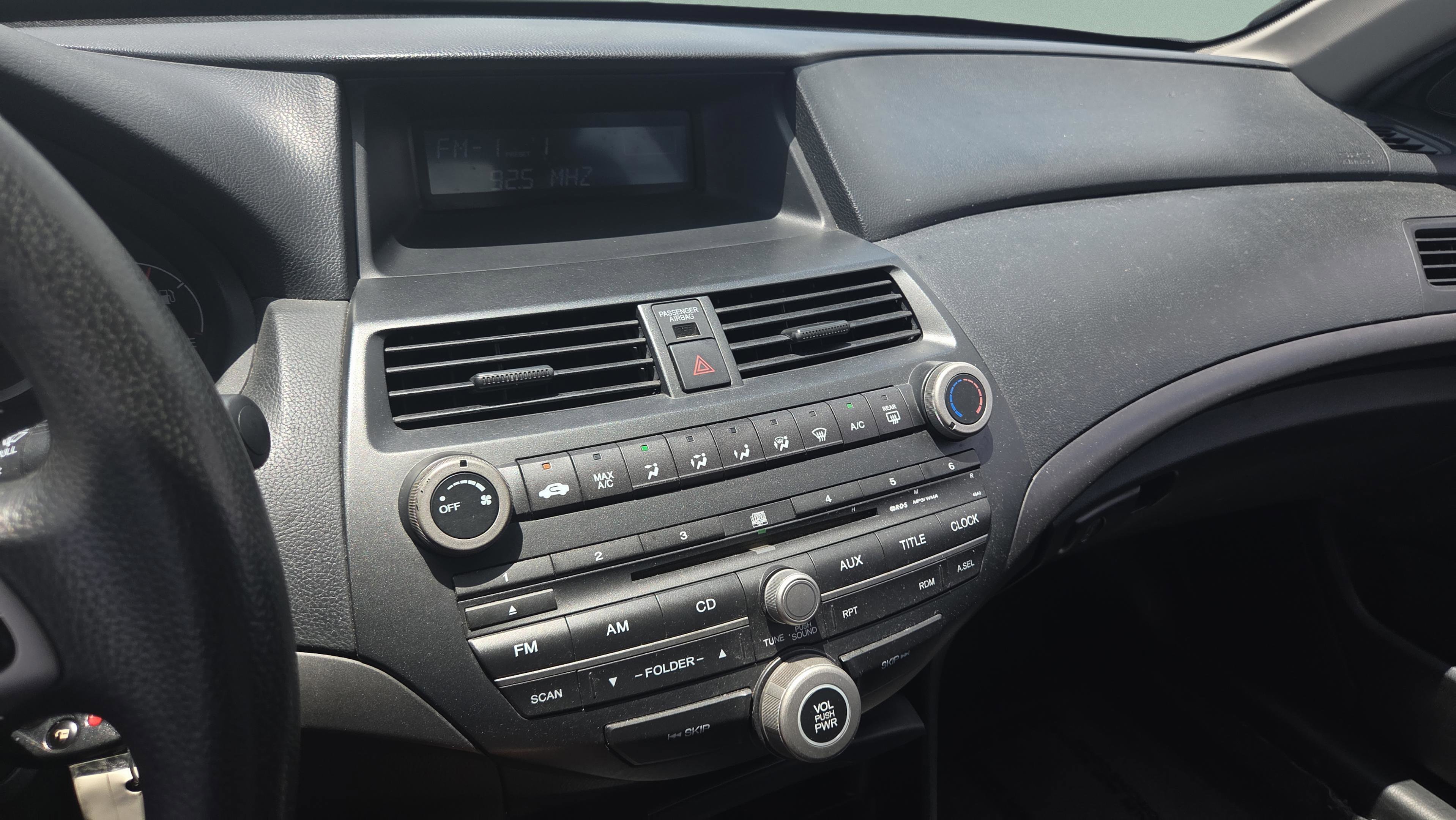 Used 2009 Honda Accord LX-P image 26