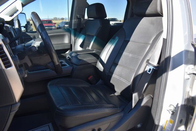 Used 2018 GMC Sierra 2500 Denali w/ Duramax Plus Package image 15