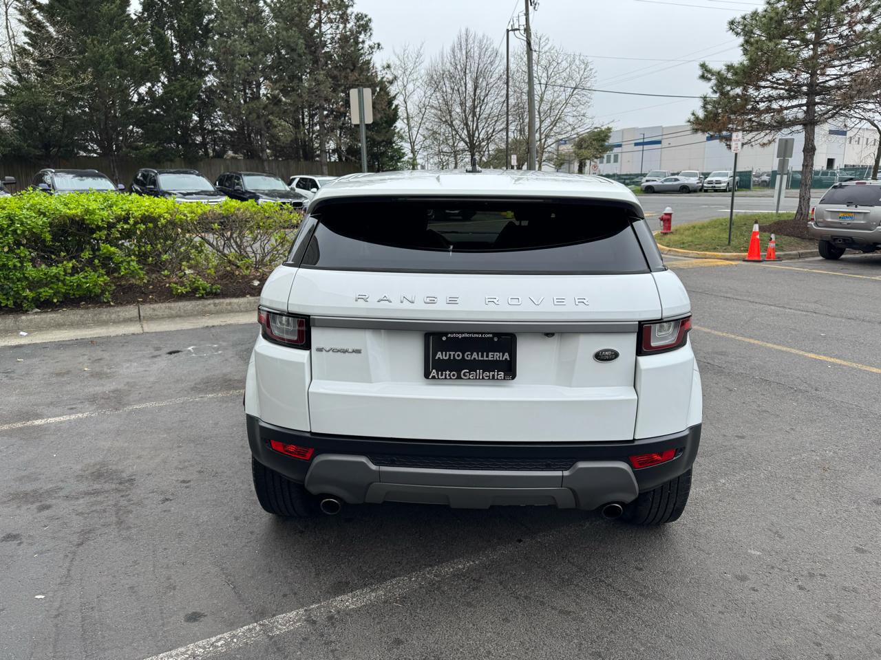 Used 2016 Land Rover Range Rover Evoque SE AWD/4WD image 6