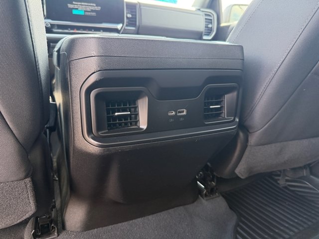 Used 2023 Chevrolet Silverado 1500 RST AWD/4WD image 18