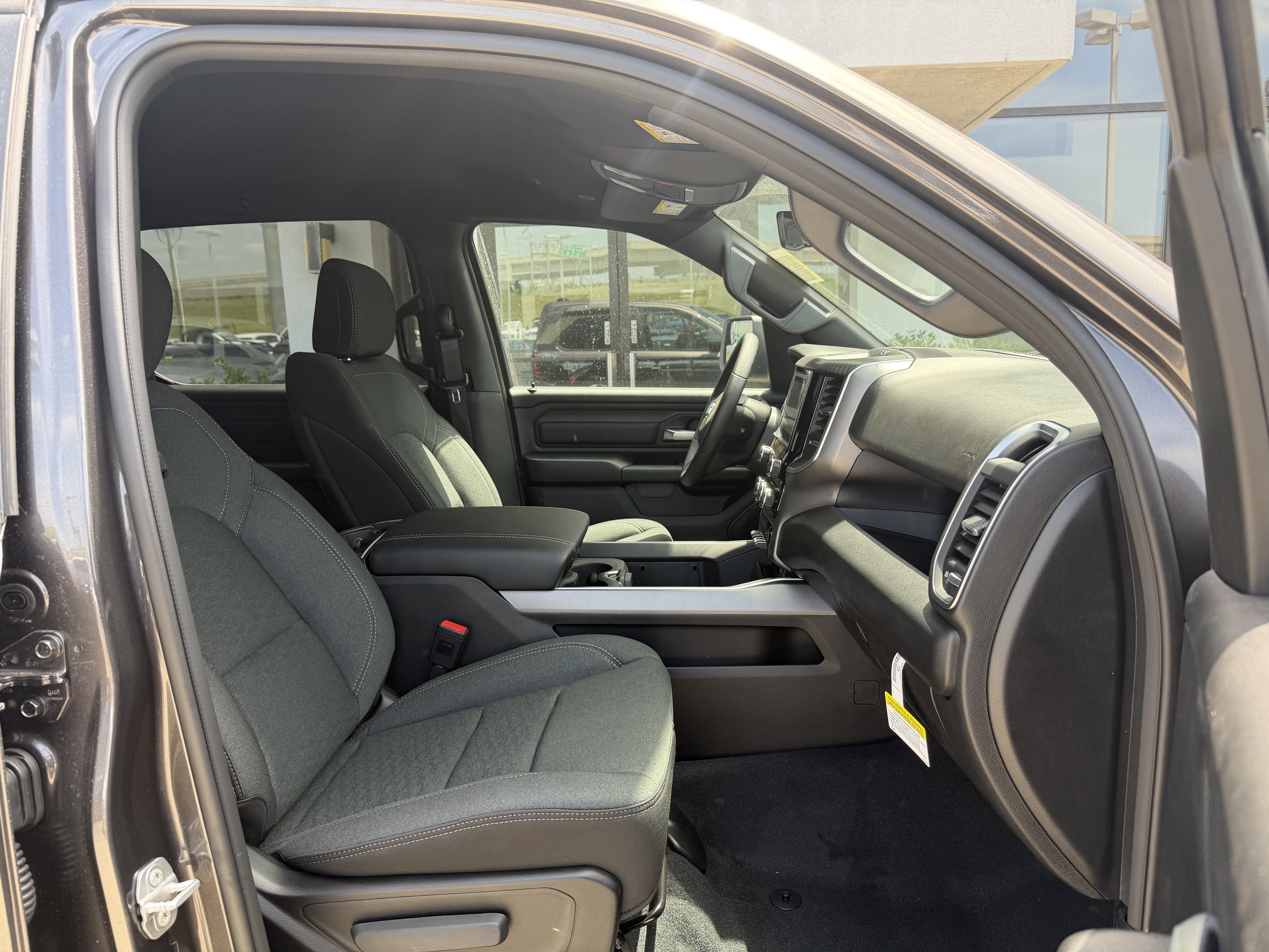 New 2026 RAM 1500 Express AWD/4WD image 22