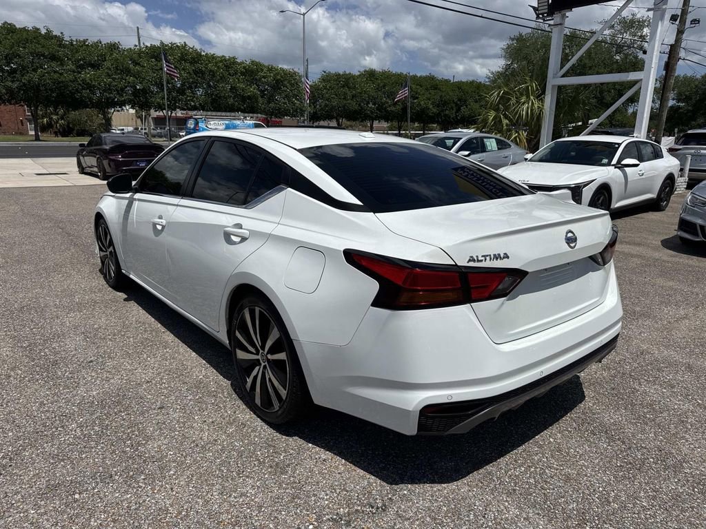 Used 2022 Nissan Altima 2.5 SR FWD image 6