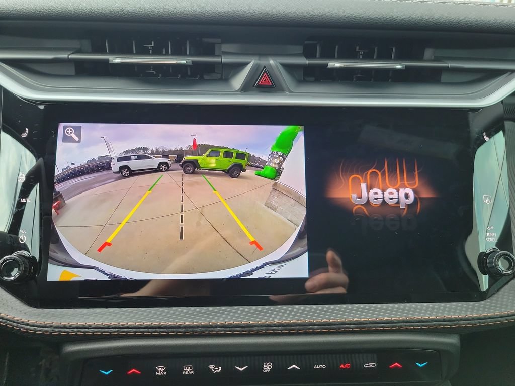 New 2026 Jeep Cherokee Overland AWD/4WD image 19