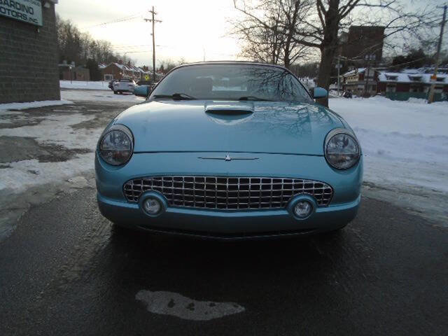 Used 2002 Ford Thunderbird Deluxe image 3