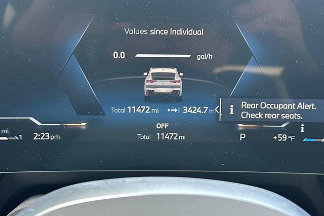 Used 2025 BMW X2 xDrive28i w/ M Sport Package AWD/4WD image 30