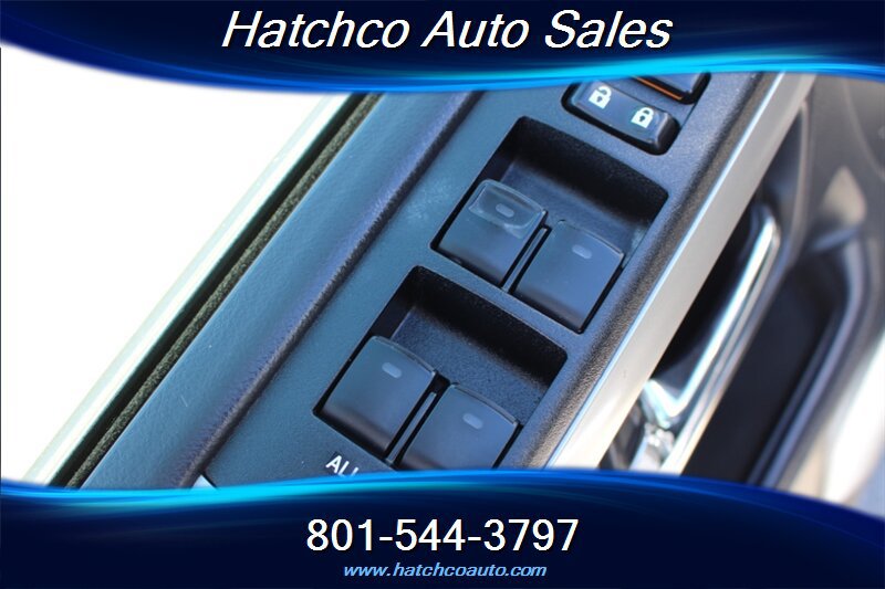 Used 2022 Toyota 4Runner SR5 Premium AWD/4WD image 11