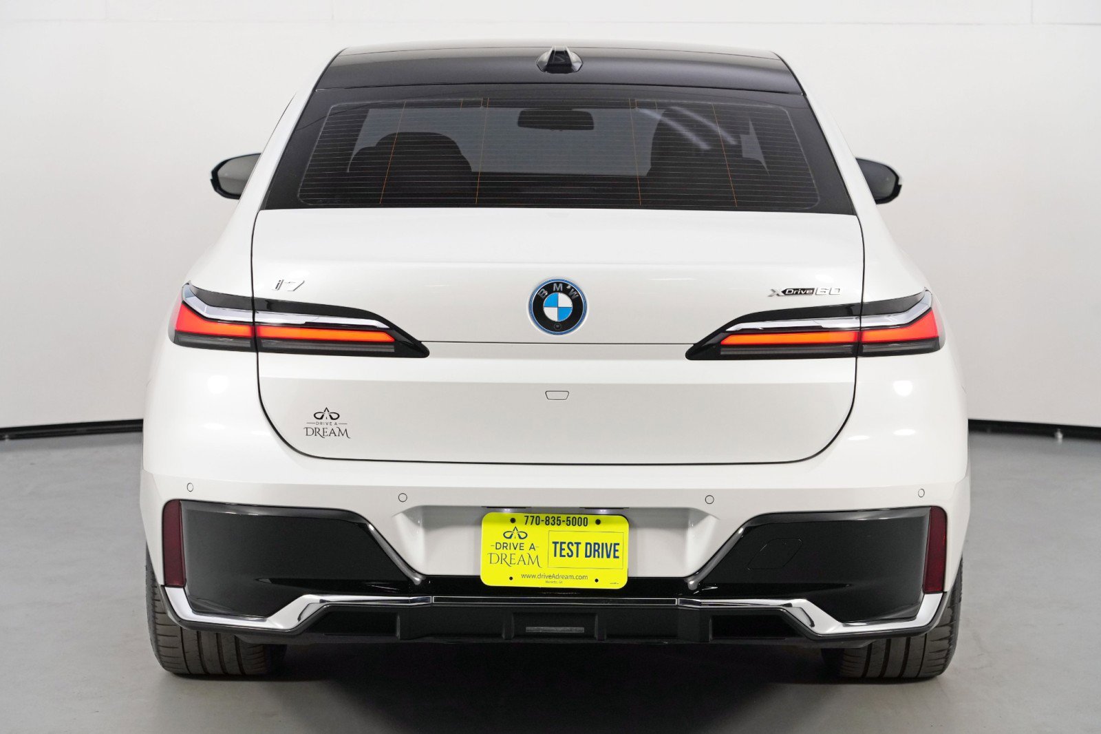Used 2023 BMW i7 xDrive60 w/ Executive Package 2 image 66