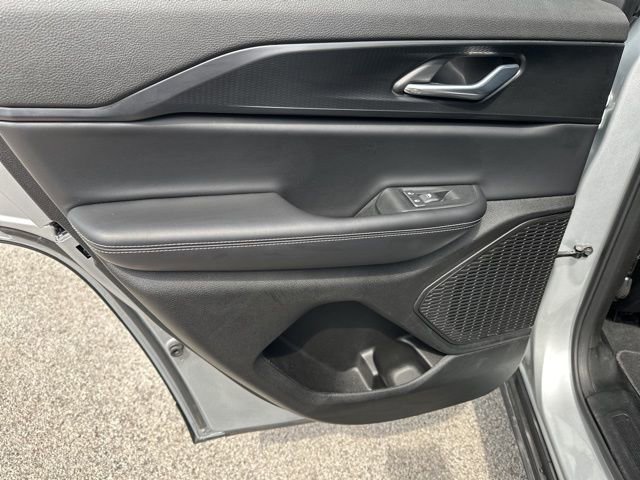 Used 2025 Jeep Grand Cherokee Altitude AWD/4WD image 56