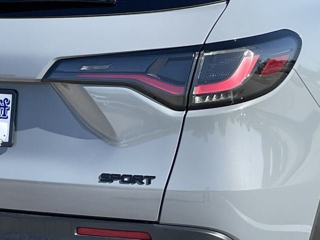Certified 2025 Honda HR-V Sport image 6