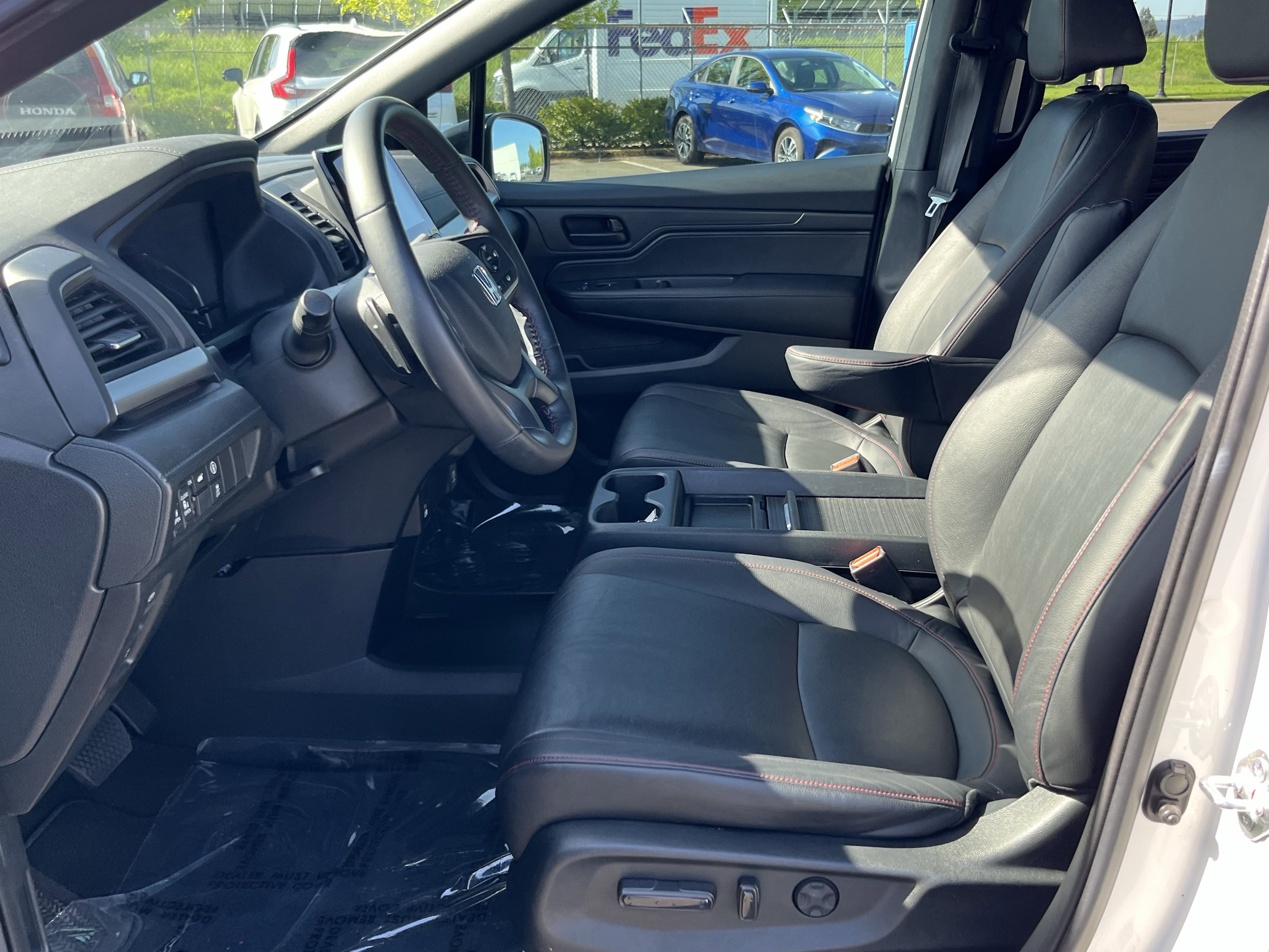 Used 2023 Honda Odyssey Sport image 10