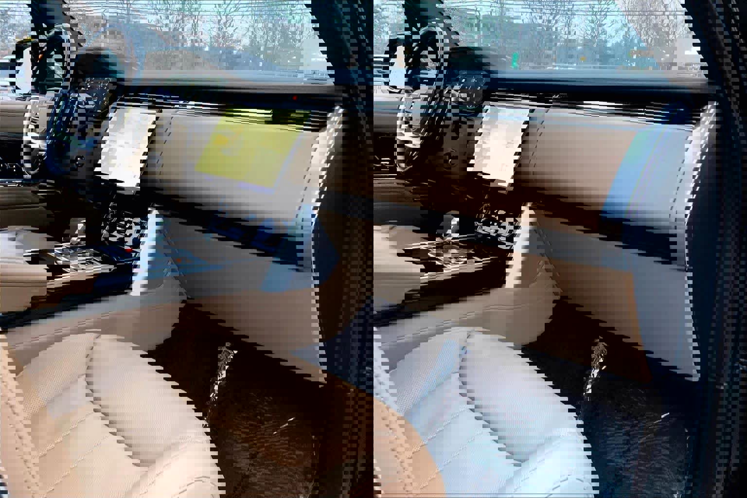 Used 2023 Land Rover Range Rover SE image 17