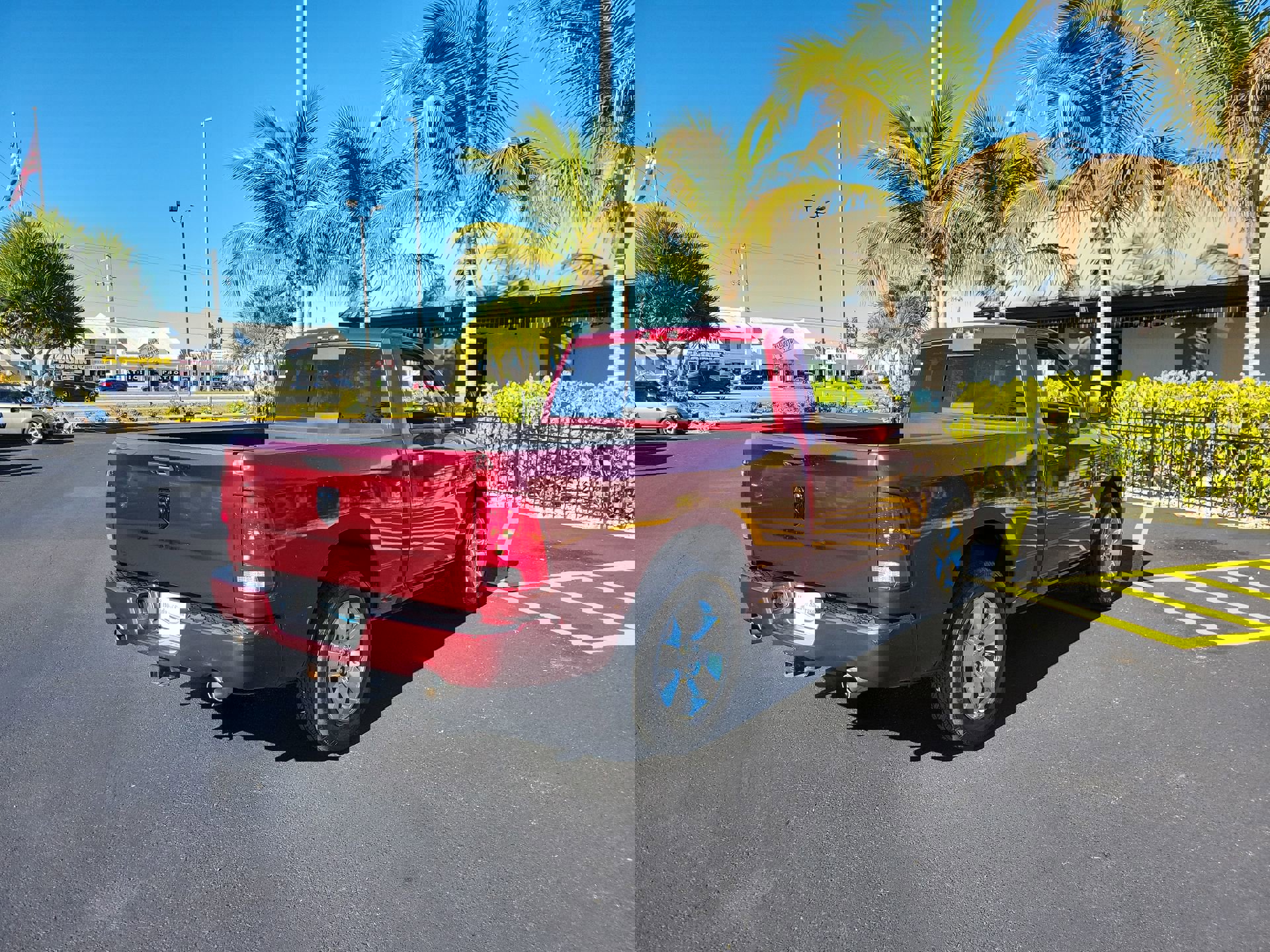 Used 2021 RAM 1500 Express w/ Express Value Package image 6