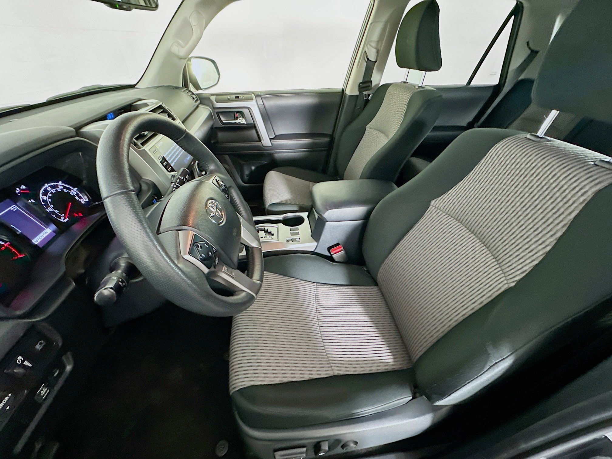 Used 2024 Toyota 4Runner SR5 image 13