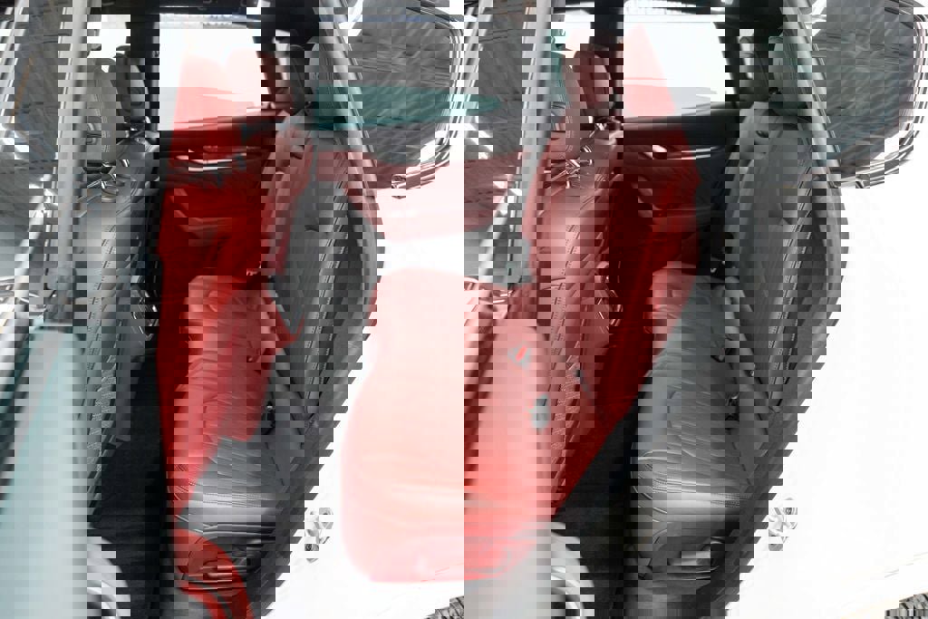 Used 2022 Maserati Levante GT image 27