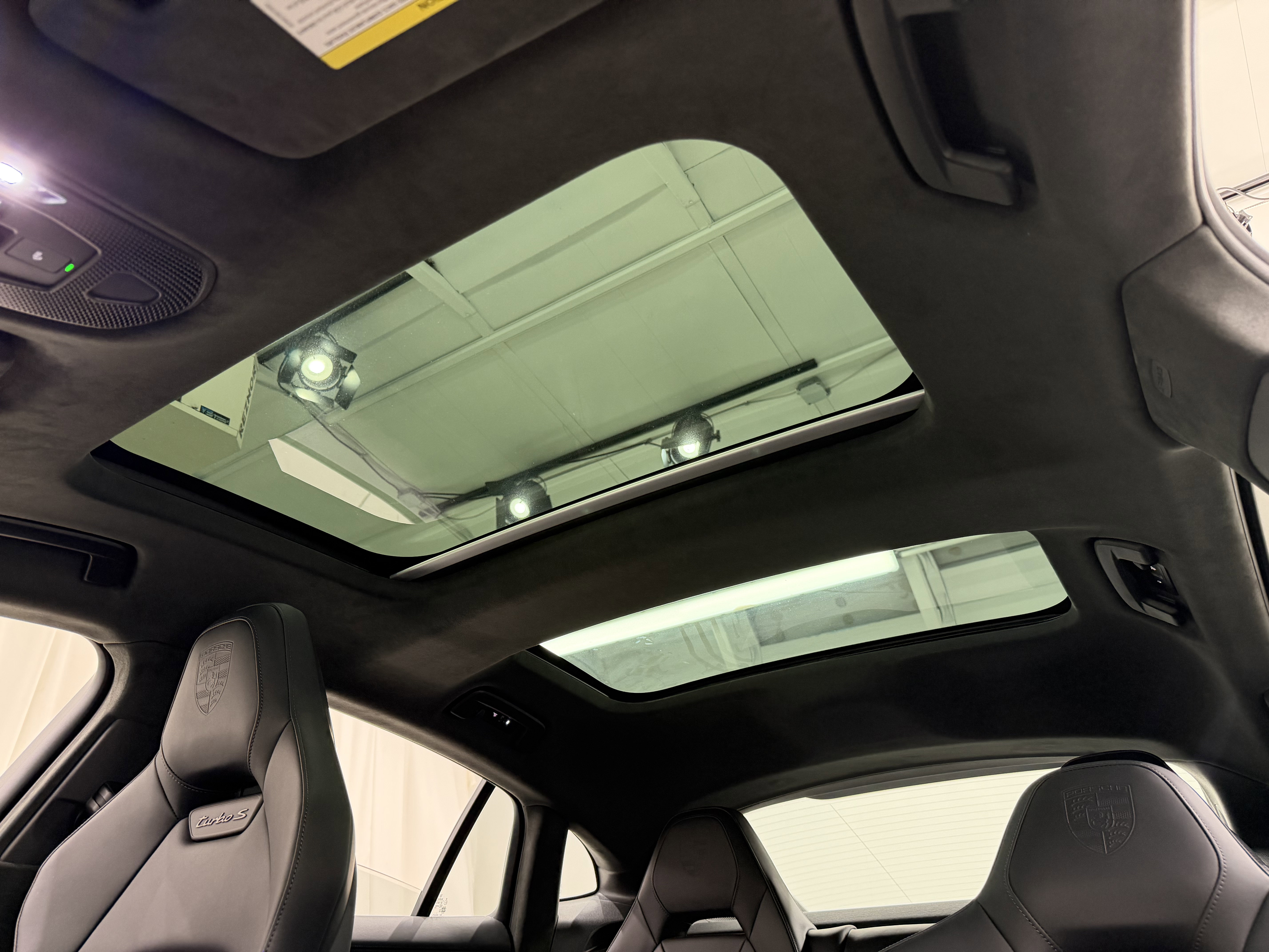 Used 2025 Porsche Panamera Turbo S image 36