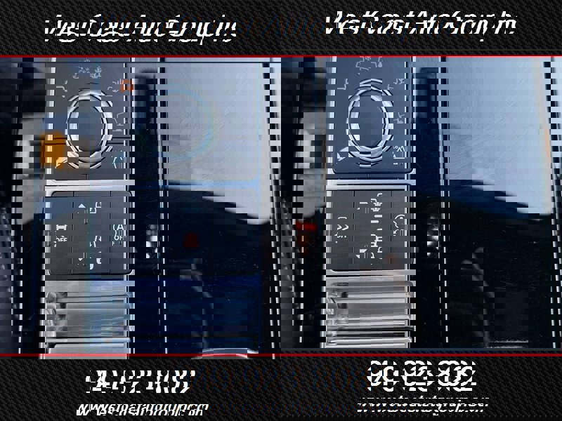 Used 2020 Land Rover Discovery HSE image 22