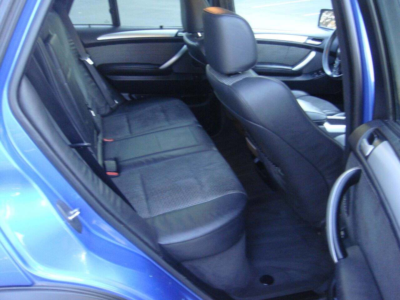 Used 2003 BMW X5 4.6is image 13