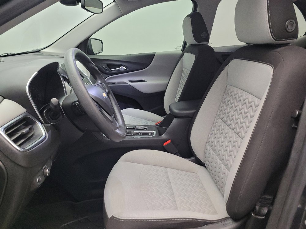 Used 2022 Chevrolet Equinox LS w/ LS Convenience Package image 17