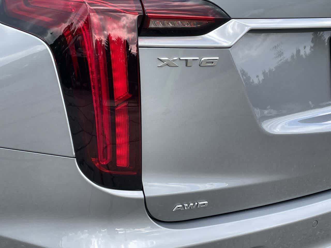 Certified 2025 Cadillac XT6 Premium Luxury AWD/4WD image 42
